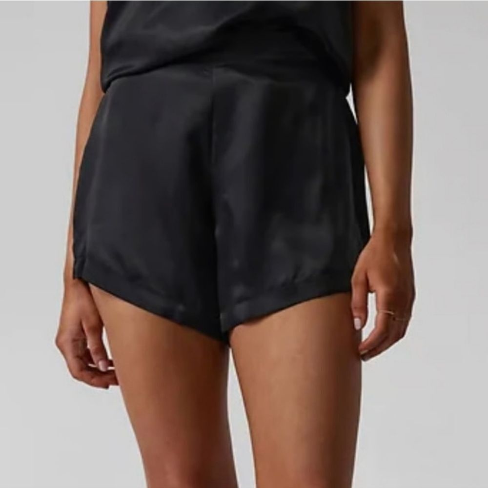 Athleta Black Calm Cool Shorts - New